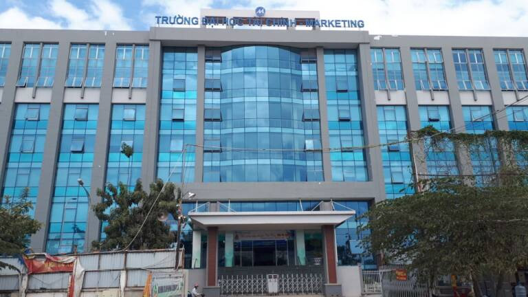 Đại học Tài chính Marketing
